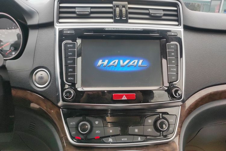 哈弗H6 2015款 改款 运动版 1.5T 手动两驱精英型中控内饰16