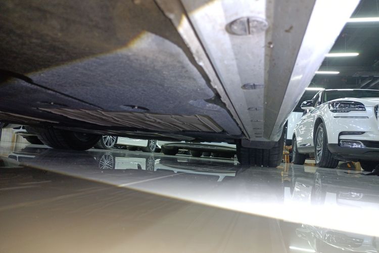 保时捷718 2023款 Cayman Style Edition 2.0T局部细节9002