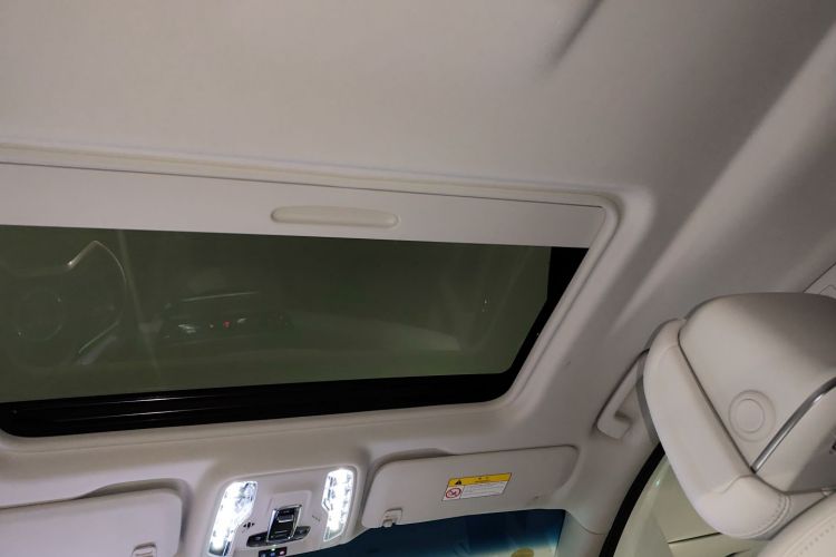 别克GL8新能源 2024款 陆尊 智享版 7座中控内饰22