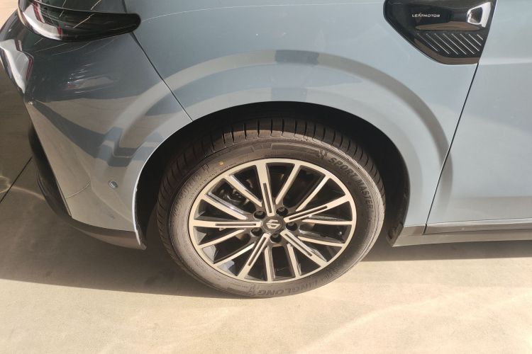 零跑汽车 零跑B10 2025款 510激光雷达版车身外观6007