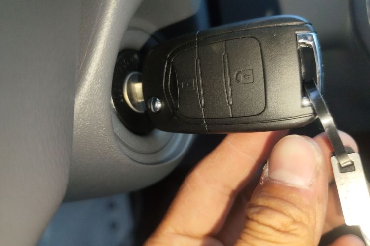 五菱汽车 五菱扬光 2024款 300KM 舒适型客车版 75kW中控内饰7001