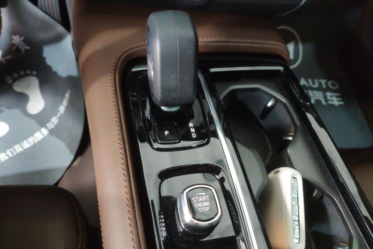 沃尔沃S90新能源 2024款 插电式混动 四驱长续航智逸豪华版中控内饰18