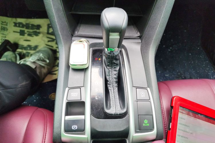 本田 思域 2019款 180TURBO CVT尚动版 国VI中控内饰18