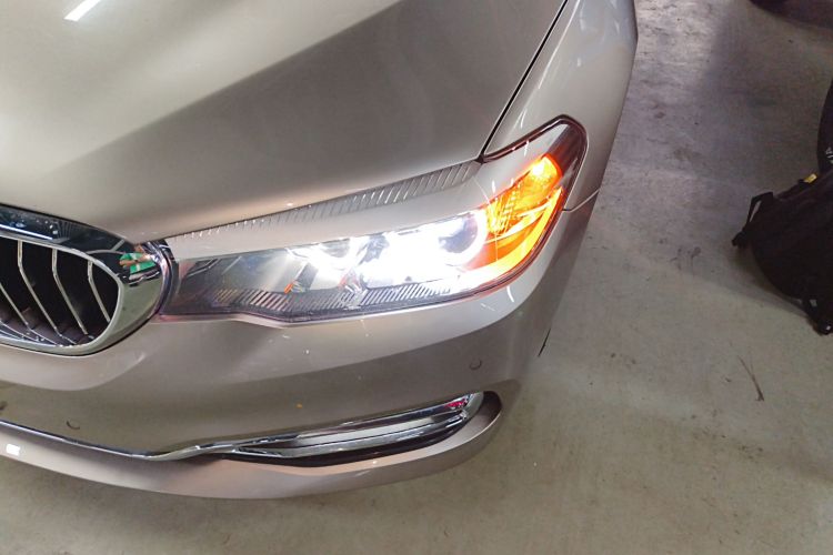 宝马5系 2018款 525Li 豪华套装车身外观36