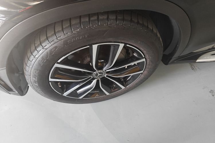 奔驰GLC 2020款 改款 GLC 300 L 4MATIC 动感型车身外观6007