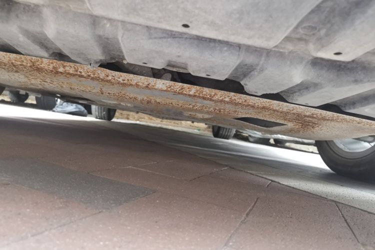 日产 天籁 2011款 公爵 2.5L XV尊雅版局部细节9008