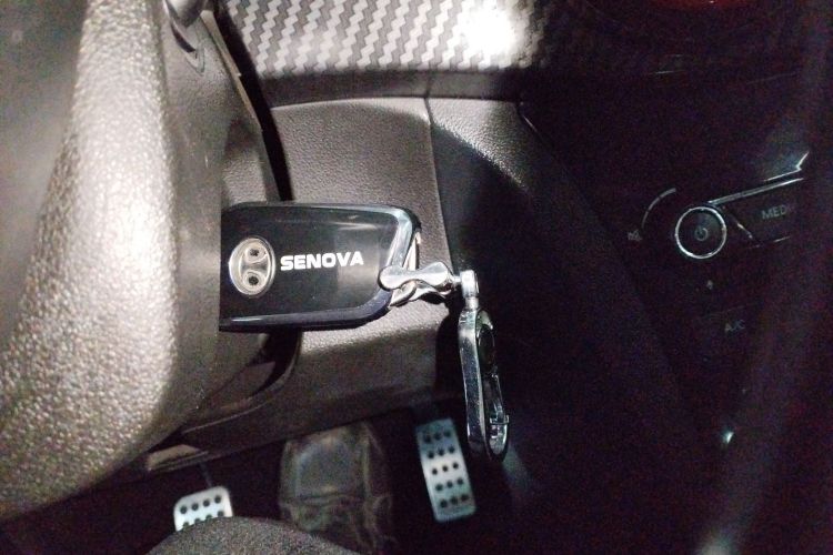 北京汽车 绅宝X25 2015款 1.5L 手动精英型中控内饰11