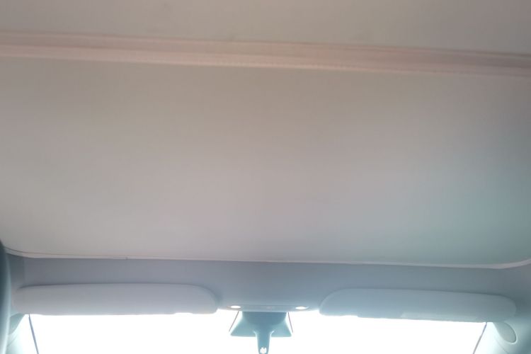 特斯拉 Model Y 2022款 改款 后轮驱动版中控内饰22