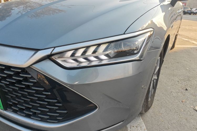 比亚迪 秦PLUS 2024款 荣耀版 DM-i 55KM领先型局部细节36