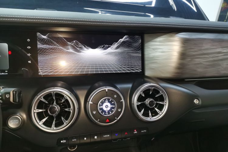 坦克300 2024款 2.0T 穿越者中控内饰16