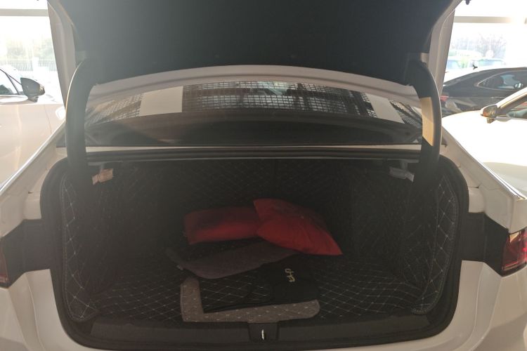 比亚迪 秦PLUS 2021款 EV 400KM 领畅版局部细节23