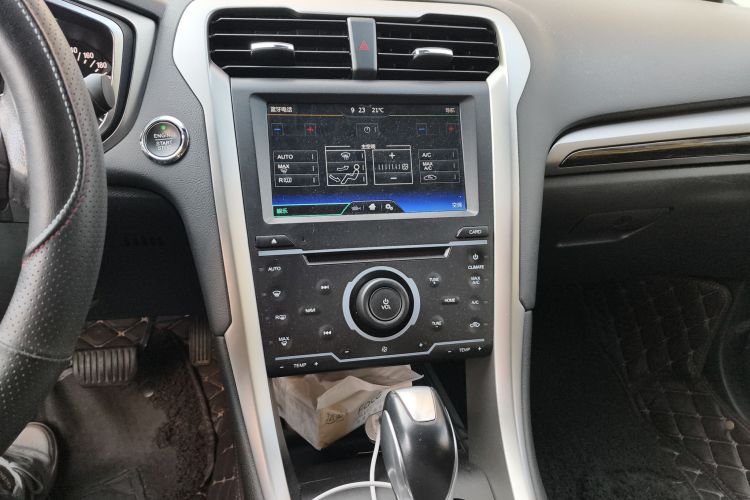福特 蒙迪欧 2013款 2.0L GTDi200豪华型中控内饰16