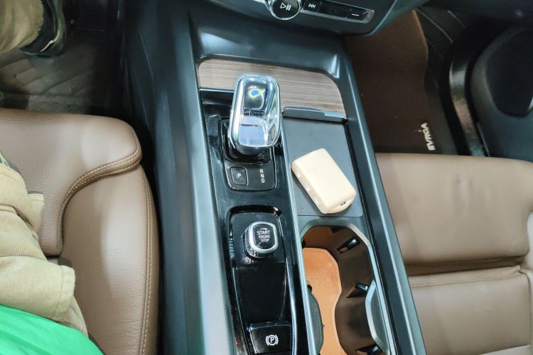 沃尔沃XC60 2022款 B5 四驱智远豪华版局部细节18