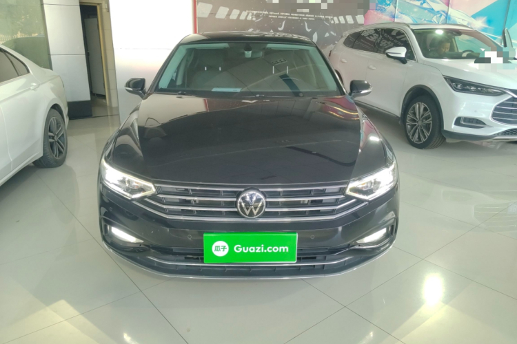 大众 迈腾 2020款 330TSI DSG 豪华型车身外观2