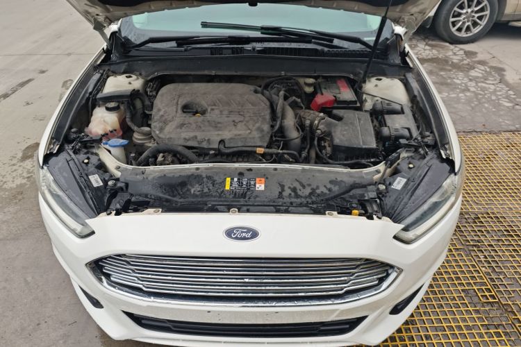 福特 蒙迪欧 2013款 1.5L GTDi180时尚型机舱底盘24