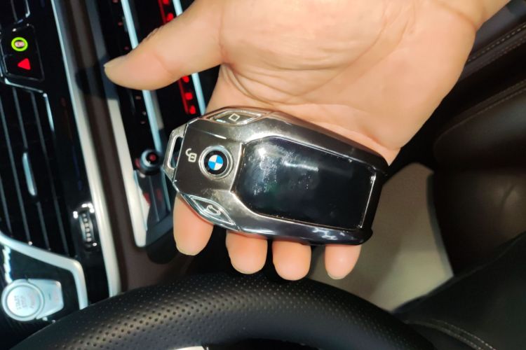 宝马7系 2019款 改款 730Li M运动套装中控内饰11