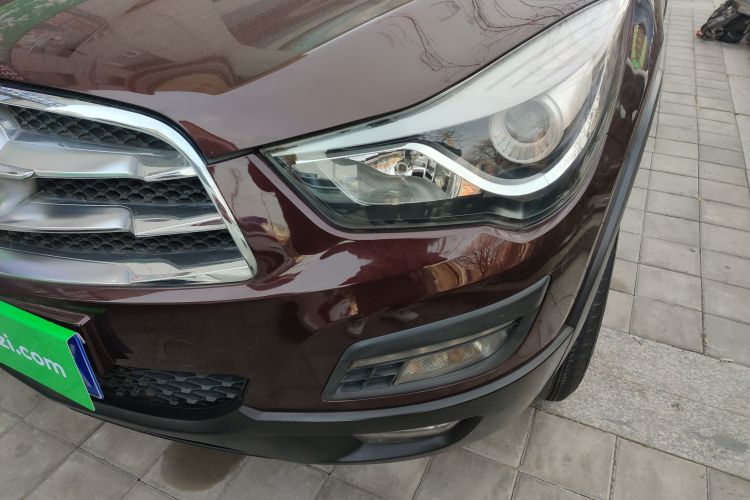 海马S5 2015款 1.6L 手动舒适型局部细节36