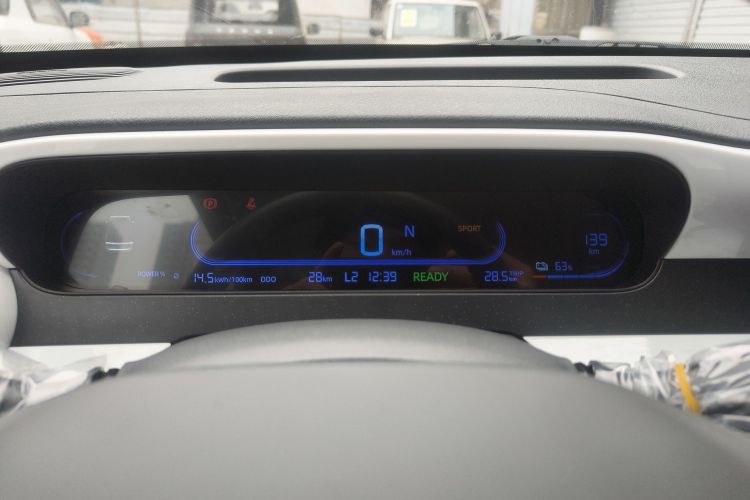 吉利银河 熊猫 2025款 210km 元气熊中控内饰14