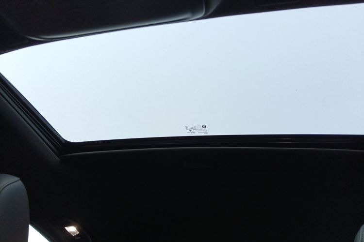 凯迪拉克CT4 2021款 28T 风尚型中控内饰22