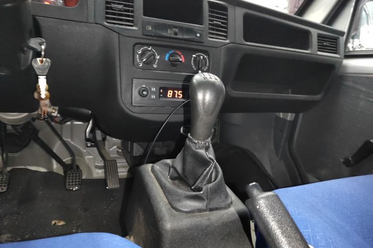 五菱汽车 五菱之光 2020款 1.2L 实用型 国VI LSI局部细节18