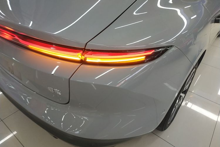 蔚来ET5 2024款 75kWh车身外观6006