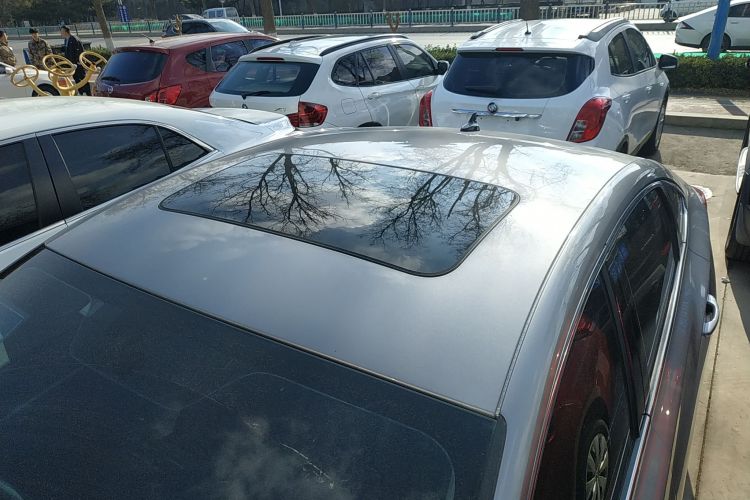 长安 逸动 2020款 PLUS 蓝鲸NE 1.4T GDI DCT尊贵型局部细节57