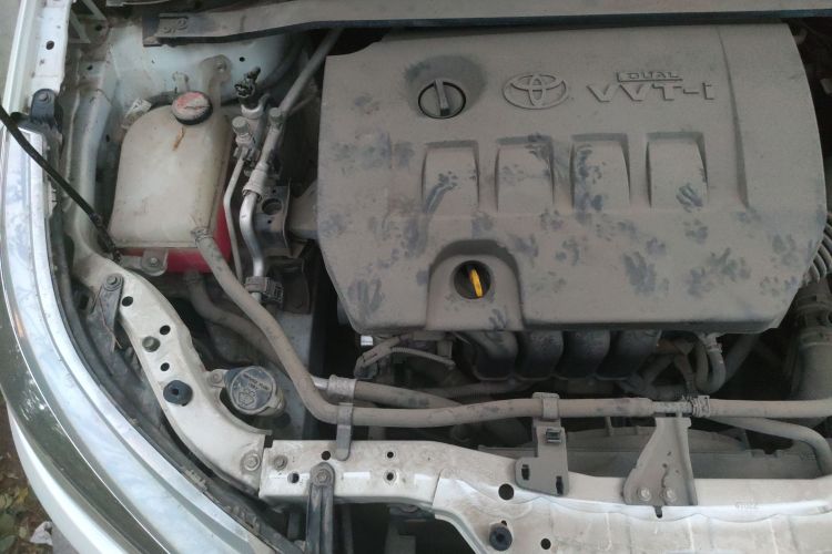 丰田 雷凌 2016款 1.6G CVT精英版局部细节9006