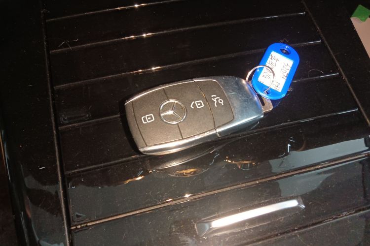 奔驰A级 2020款 改款二 A 180 L 运动轿车中控内饰11