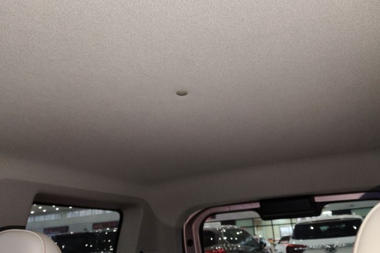 吉利银河 2023款 熊猫mini 200km 耐力熊中控内饰22