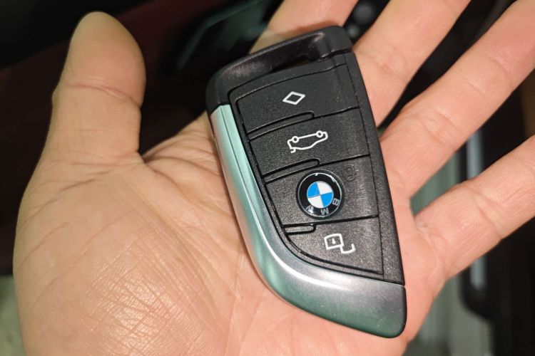 宝马3系 2024款 320Li M运动套装中控内饰11