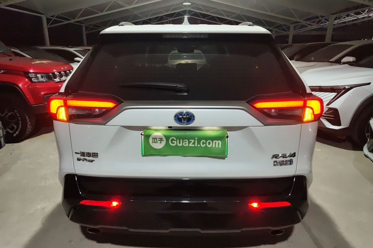 丰田 RAV4荣放双擎E+ 2021款 2.5L 四驱旗舰Pro车身外观6
