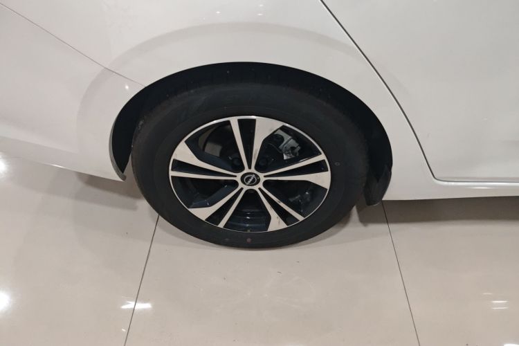 日产 轩逸 2023款 1.6L CVT悦享版车身外观6008