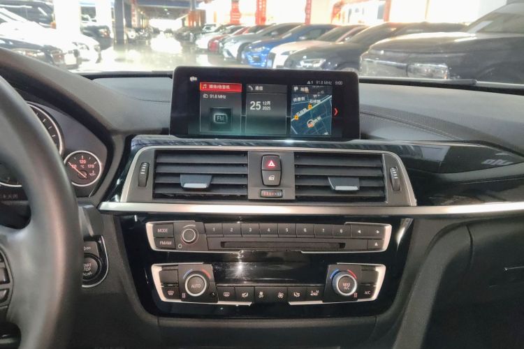 宝马3系 2019款 320Li 时尚型局部细节16