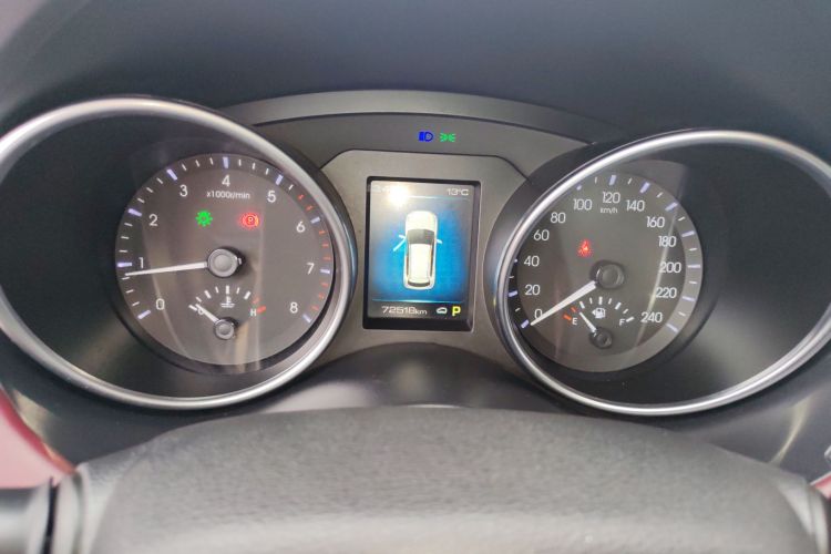 哈弗H6 Coupe 2018款 红标 1.5T 自动两驱超豪型中控内饰14