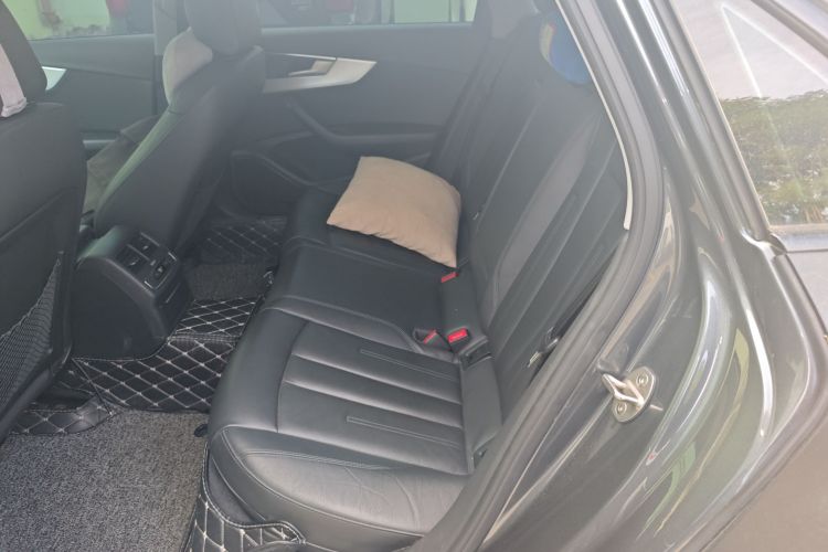 奥迪A4L 2019款 40 TFSI 时尚型 国VI中控内饰21