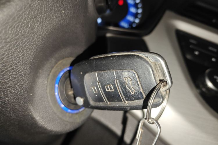 吉利汽车 远景X3 2019款 升级版 1.5L 手动精英型中控内饰11