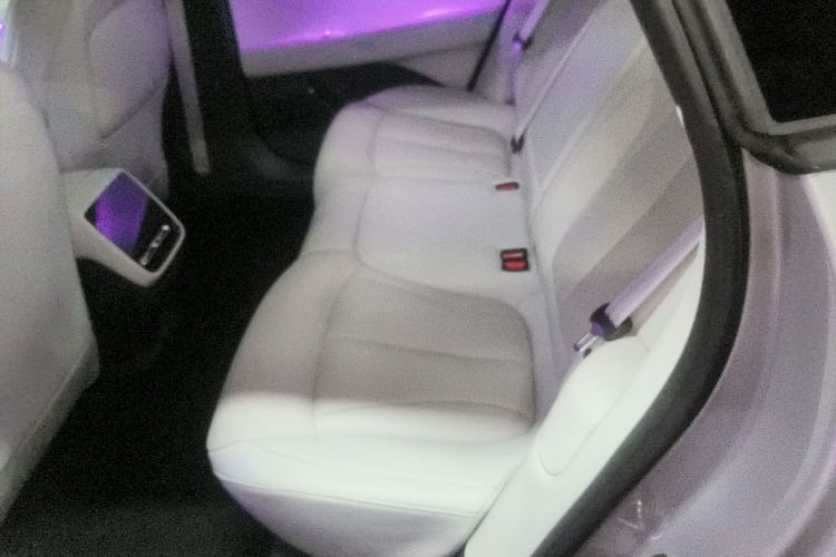 小鹏P7+ 2024款 超长续航 Max中控内饰21