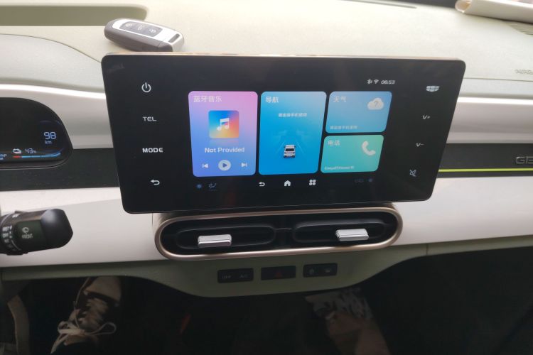 吉利银河 2025款 210km 熊猫骑士中控内饰16