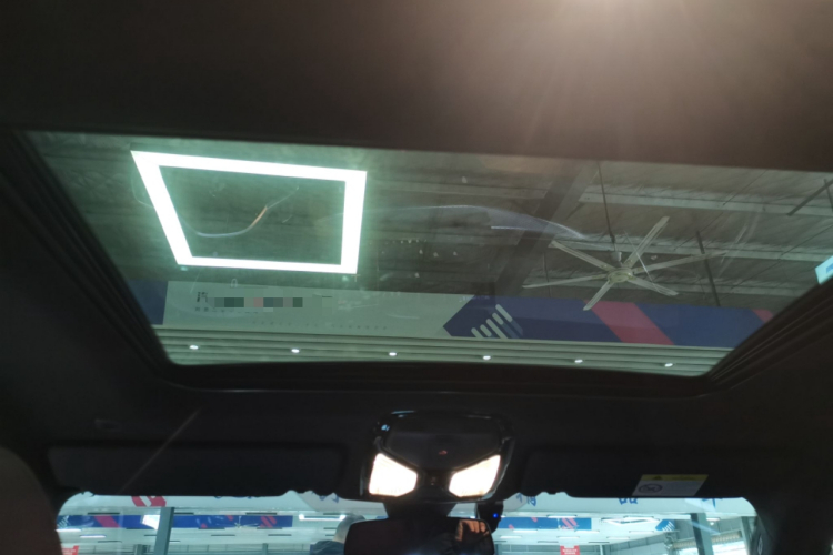 宝马4系 2024款 430i Gran Coupe M运动曜夜套装中控内饰22