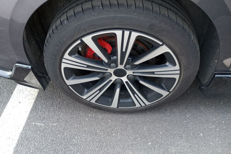 吉利汽车 星瑞 2025款 东方曜 2.0TD 望月版车身外观6008