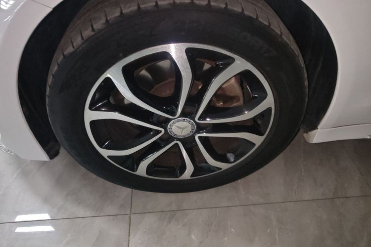 奔驰C级 2015款 改款 C 200 L 运动型车身外观6007