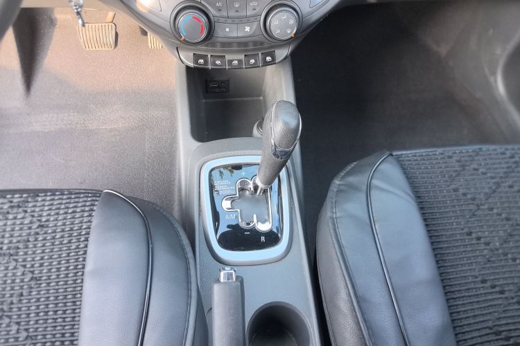 雪佛兰 2015款 赛欧3 1.5L AMT幸福天窗版局部细节18