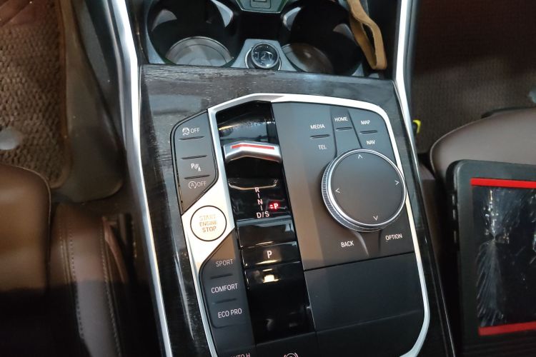 宝马3系 2023款 325Li M运动套装局部细节18