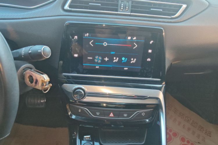 标致308 2019款 230THP 自动豪华版 国VI中控内饰16