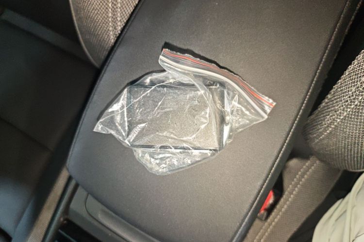 沃尔沃XC40 2023款 B3 智远豪华版中控内饰7001