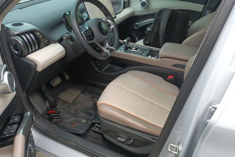 比亚迪 元PLUS 2023款 冠军版 510KM 卓越型局部细节19