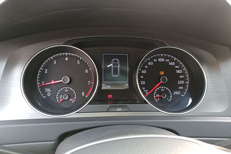 大众 高尔夫 2015款 1.6L 自动舒适型中控内饰14