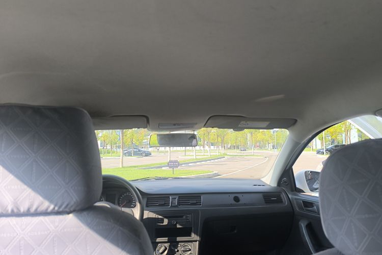 大众 桑塔纳 2015款 1.6L 手动风尚版局部细节22