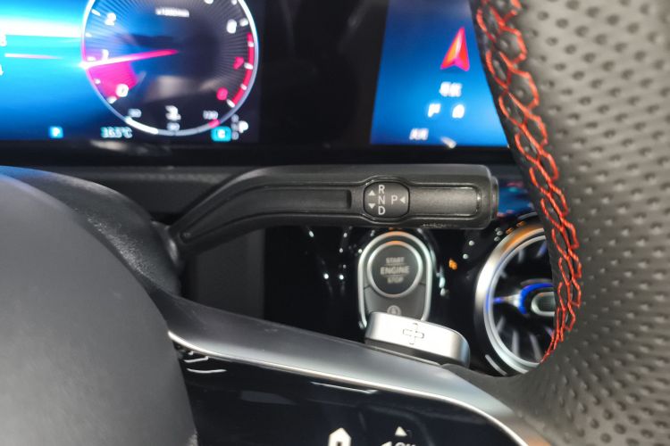 奔驰A级 2025款 A 200 L 时尚型局部细节18