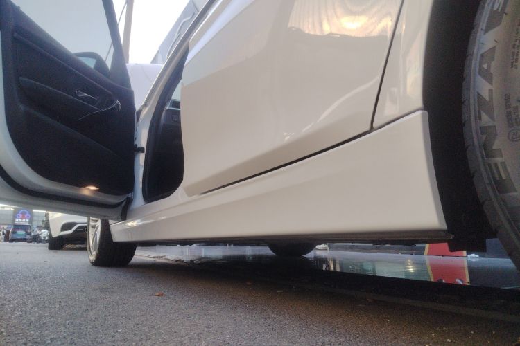 宝马3系 2017款 320Li 时尚型局部细节9002